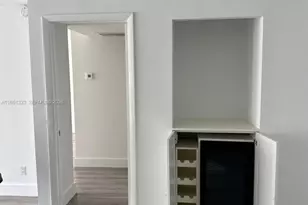 5600 Collins Ave, Miami Beach, FL 33140 - Photo 6