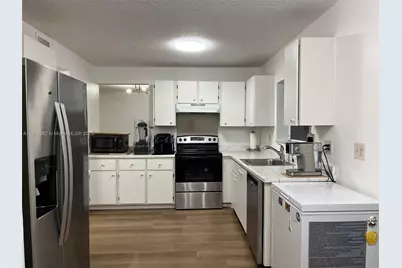 640 Woodgate Ln #A, Sunrise, FL 33326 - Photo 14