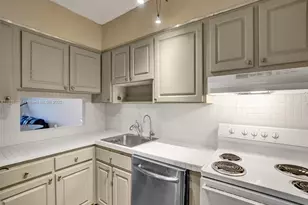 4900 Washington St, Hollywood, FL 33021 - Photo 8