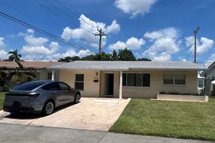 2403 NW 53rd St, Tamarac, FL 33309 - Photo 2