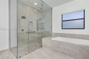 11125 N Sierra Rnch Dr, Davie, FL 33324 - Photo 26