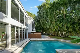 144 N Prospect Dr, Coral Gables, FL 33133 - Photo 8