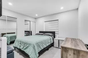 1120 SW 128th Dr, Davie, FL 33325 - Photo 18