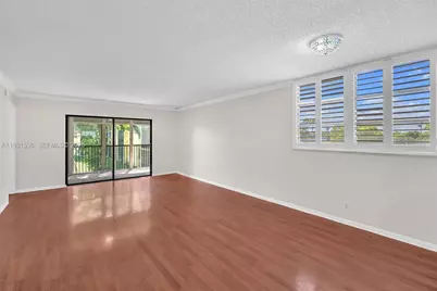 6575 W Oakland Park Blvd #218, Lauderhill, FL 33313 - Photo 8