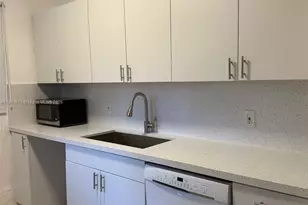 935 9th St, Miami Beach, FL 33139 - Photo 6