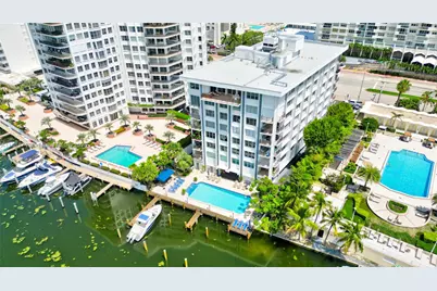 5640 Collins Ave #6B, Miami Beach, FL 33140 - Photo 2