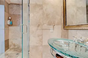 5640 Collins Ave, Miami Beach, FL 33140 - Photo 20