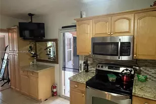 2626 Thomas St, Hollywood, FL 33020 - Photo 16