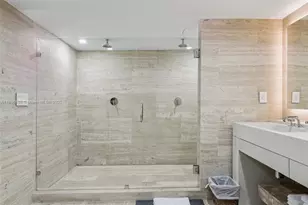 102 24th St, Miami Beach, FL 33139 - Photo 26