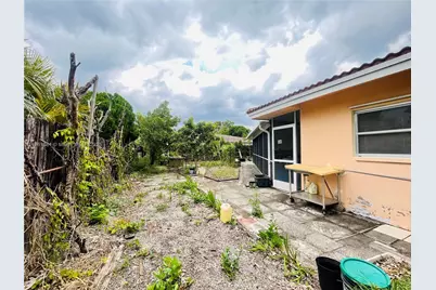 8203 NW 73rd Ter, Tamarac, FL 33321 - Photo 30