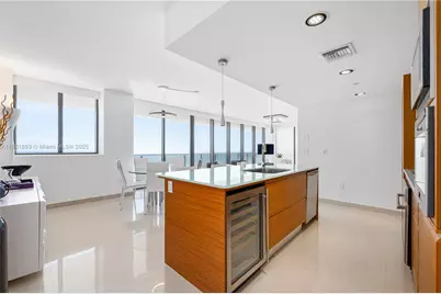 5875 Collins Ave #1202, Miami Beach, FL 33140 - Photo 18