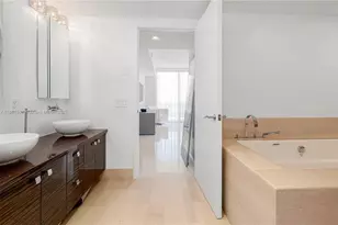 5875 Collins Ave, Miami Beach, FL 33140 - Photo 44
