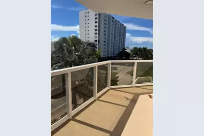 6423 Collins Ave #401, Miami Beach, FL 33141 - Photo 16