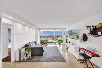 19707 Turnberry Way #17L, Aventura, FL 33180 - Photo 2