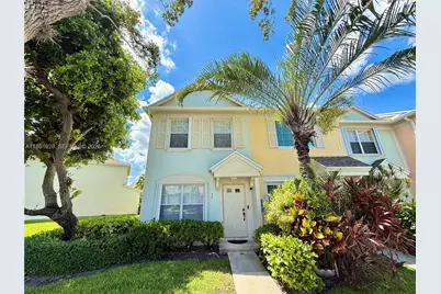 70 Whitehead Cir #70, Weston, FL 33326 - Photo 1