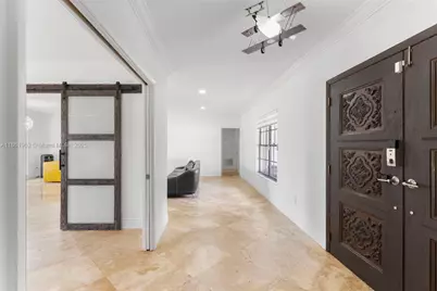 19265 E Saint Andrews Dr, Hialeah, FL 33015 - Photo 10