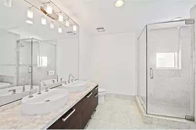 244 Biscayne Blvd #1609, Miami, FL 33132 - Photo 22