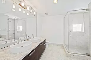 244 Biscayne Blvd, Miami, FL 33132 - Photo 22