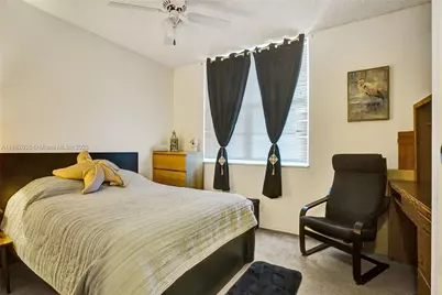 250 Jacaranda Dr #206, Plantation, FL 33324 - Photo 22