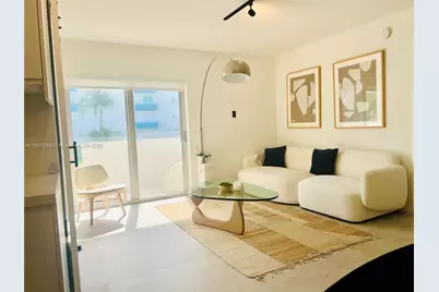 240 Collins Ave #4A, Miami Beach, FL 33139 - Photo 6