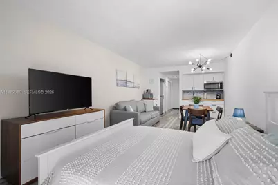 400 Kings Point Dr #105, Sunny Isles Beach, FL 33160 - Photo 18