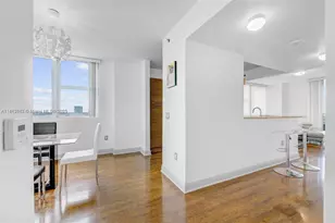 2681 N Flamingo Rd, Sunrise, FL 33323 - Photo 6