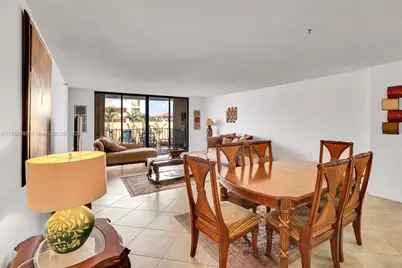 8877 Collins Ave #405, Surfside, FL 33154 - Photo 4