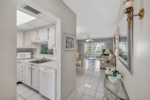 4706 NW 36th St, Lauderdale Lakes, FL 33319 - Photo 16