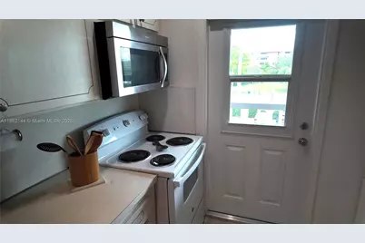 5200 Washington St #302, Hollywood, FL 33021 - Photo 22