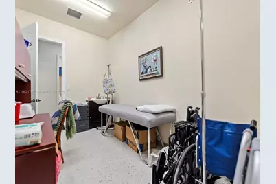 45 NW 4th St, Homestead, FL 33030 - Photo 18