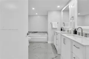 17375 Collins Ave, Sunny Isles Beach, FL 33160 - Photo 38
