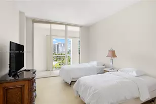 19925 NE 39th Pl, Aventura, FL 33180 - Photo 18