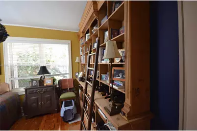 334 NE 26th Ter, Miami, FL 33137 - Photo 12