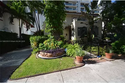 334 NE 26th Ter, Miami, FL 33137 - Photo 4