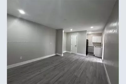 2377 NW 35th St #utilities included, Miami, FL 33142 - Photo 6