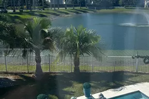 318 NE 31st Ave, Homestead, FL 33033 - Photo 1