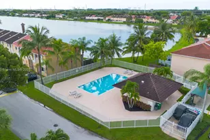 17472 SW 140th Ct, Miami, FL 33177 - Photo 6