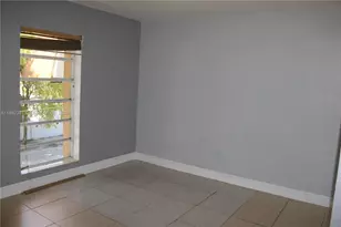 1280 W 54th St, Hialeah, FL 33012 - Photo 30