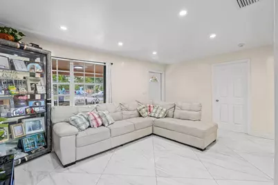 6233 Rodman St, Hollywood, FL 33023 - Photo 8