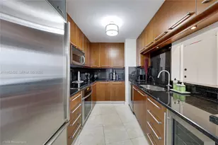 901 Brickell Key Blvd, Miami, FL 33131 - Photo 26