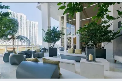 901 Brickell Key Blvd #2701, Miami, FL 33131 - Photo 12