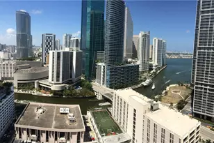 55 SE 6th St, Miami, FL 33131 - Photo 14