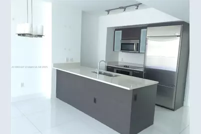 55 SE 6th St #2807, Miami, FL 33131 - Photo 8