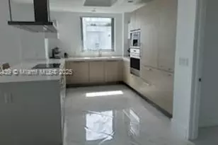 17111 Biscayne Blvd, North Miami Beach, FL 33160 - Photo 6