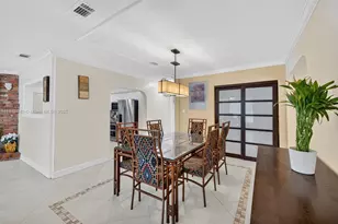 5240 Redwood Ct, Plantation, FL 33317 - Photo 10