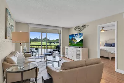 9320 S Hollybrook Lake Dr #203, Pembroke Pines, FL 33025 - Photo 16