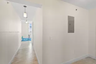 2641 N Flamingo Rd, Sunrise, FL 33323 - Photo 14