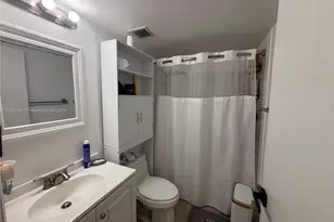 6255 Kendale Lakes Circle, Miami, FL 33183 - Photo 8