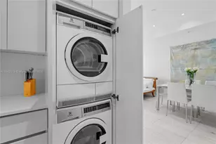 1500 Bay Rd, Miami Beach, FL 33139 - Photo 18