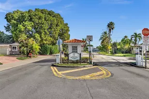 20350 Highland Lakes Blvd, Miami, FL 33179 - Photo 54